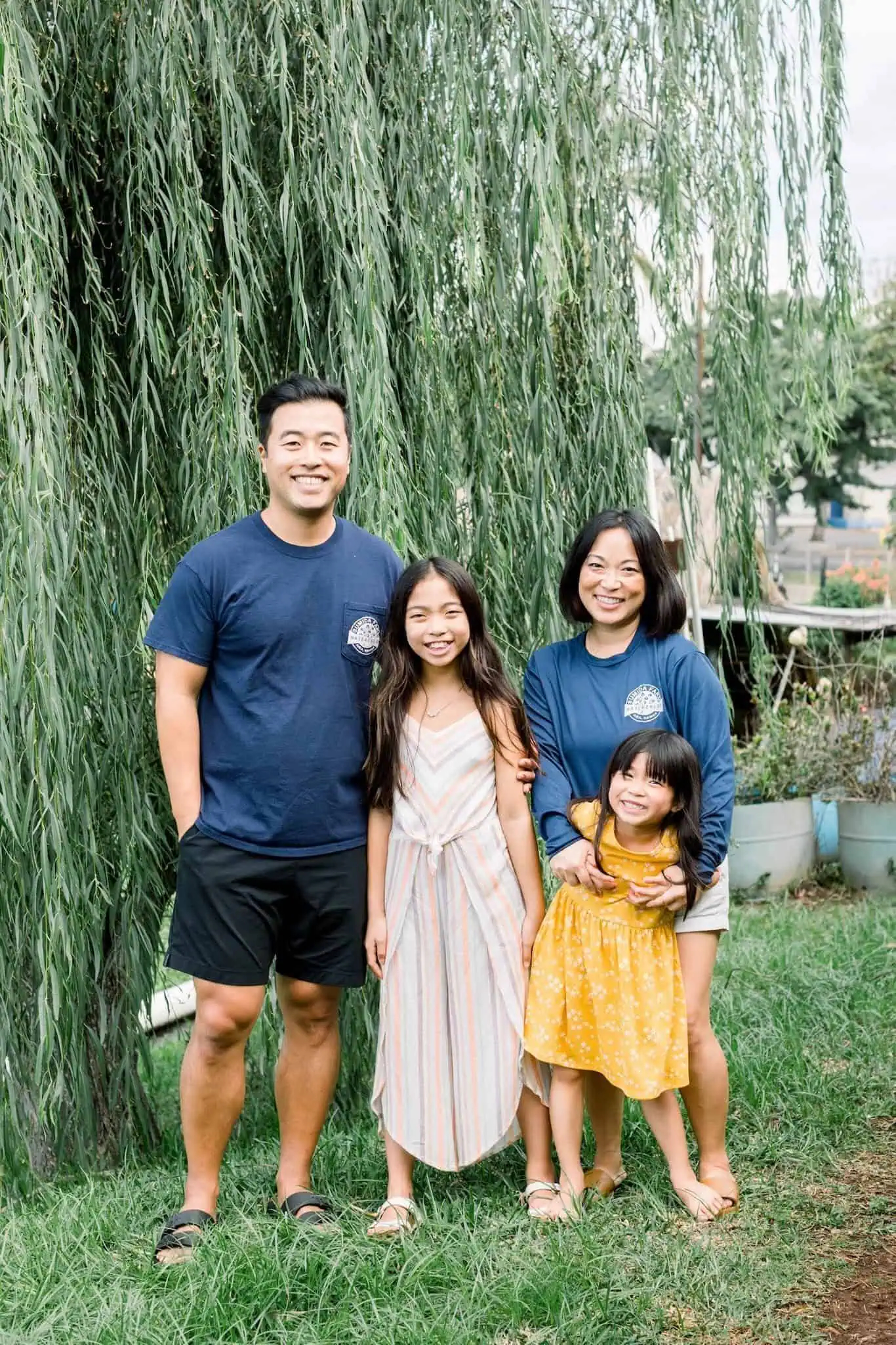 Kyle and Emi Suzuki with their kids, Photo by Pinky Yoshimoto